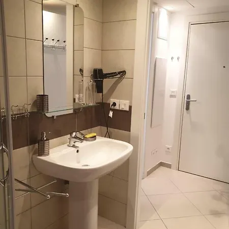 Apartment Cocooning *